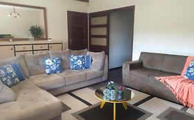Casa Jardim do Country